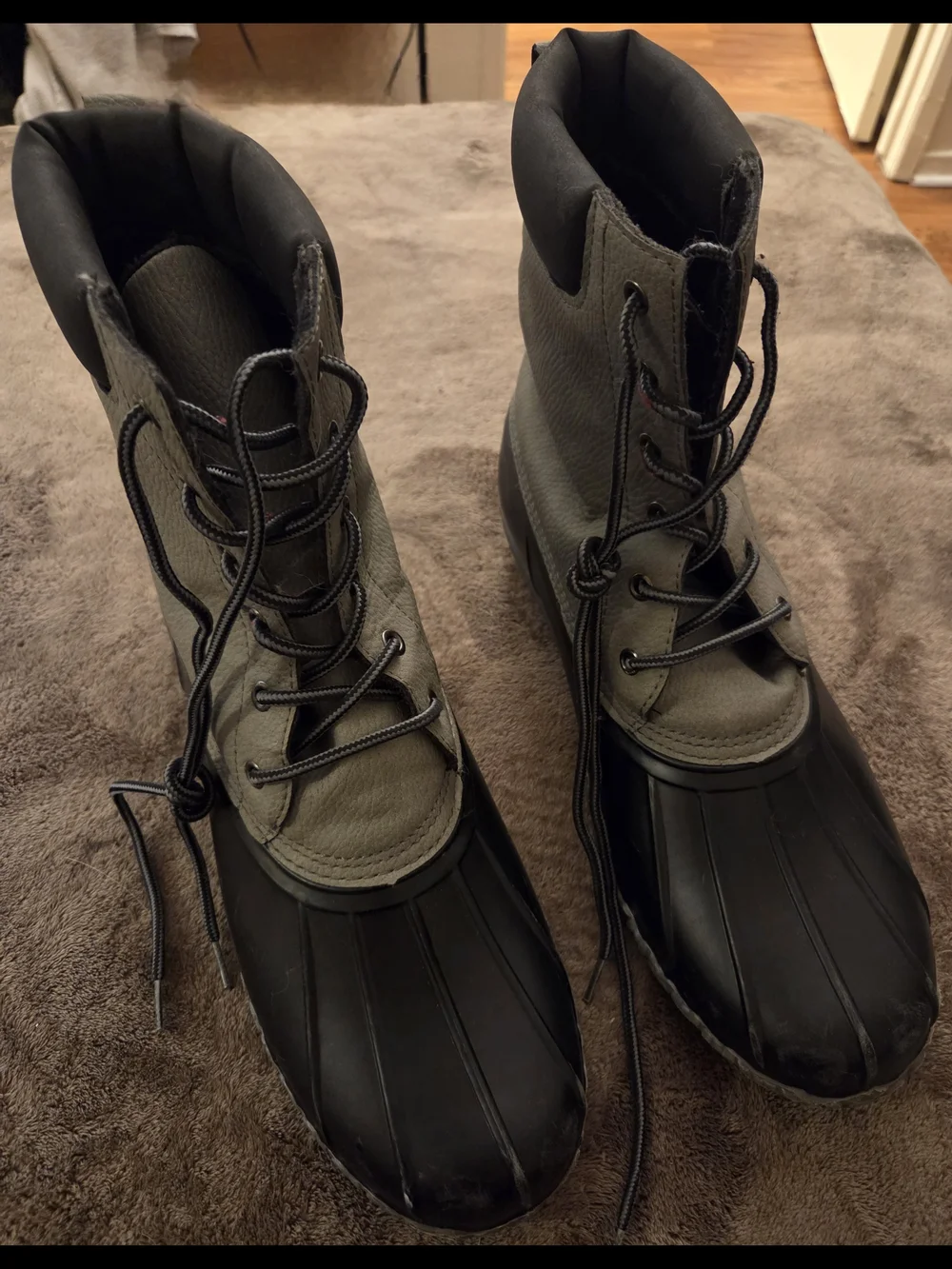 Weatherproof Leather Vintage Olive and Black Lace-Up Duck Boots - Picture 2 of 7